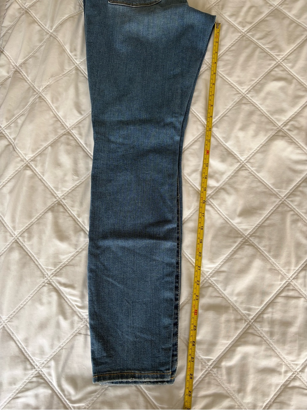 Universal Thread Women's Blue Ripped Skinny Jeans - Picture 9 of 9